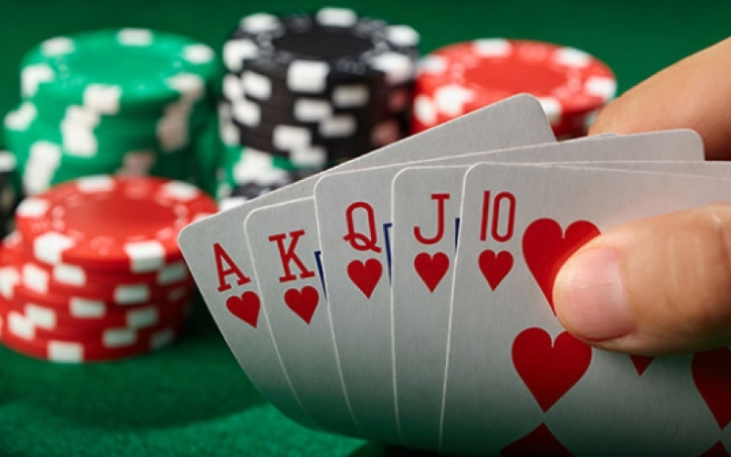 Tìm hiểu luật chơi Xì tố cơ bản từ A đến Z dễ hiểu