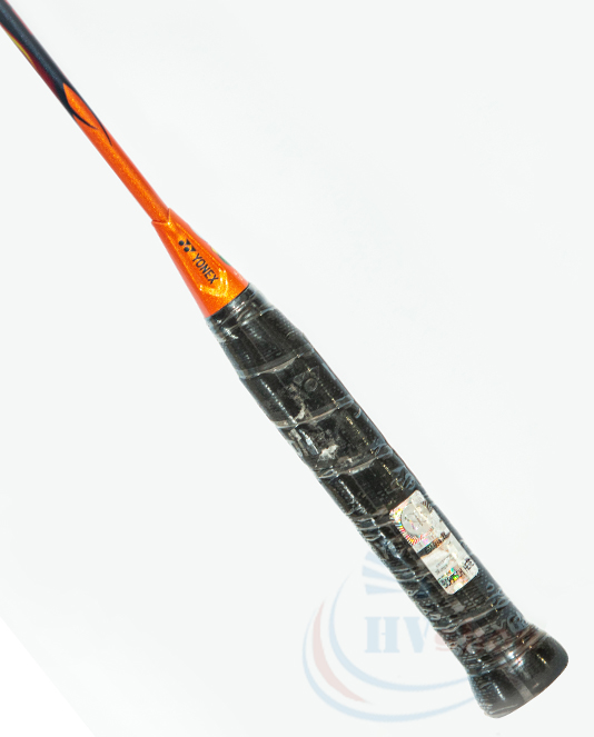Vot-cau-long-yonex-astrox-99-can-vot