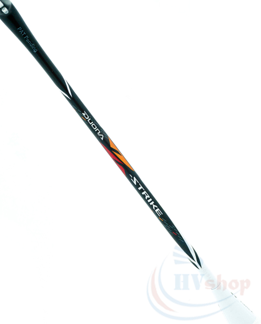 Vot-cau-long-yonex-duora-z-strike-1