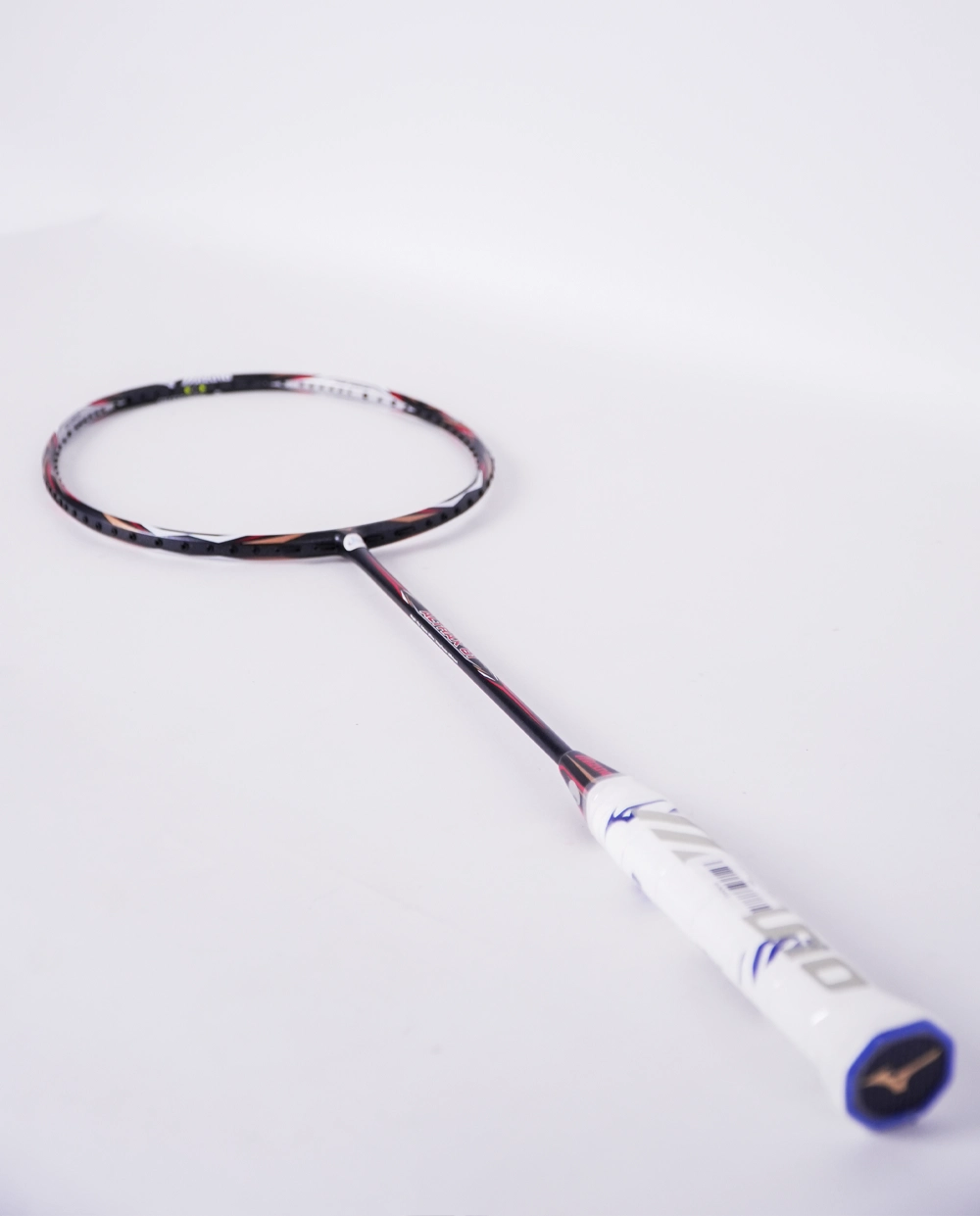 vot-cau-long-mizuno-altrax-81-den-do